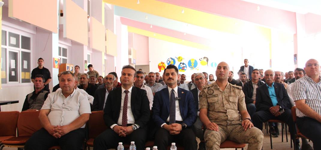 TUZLUCA’DA ŞAP HASTALIĞINA KARŞI BİLGİLENDİRME TOPLANTISI DÜZENLENDİ
