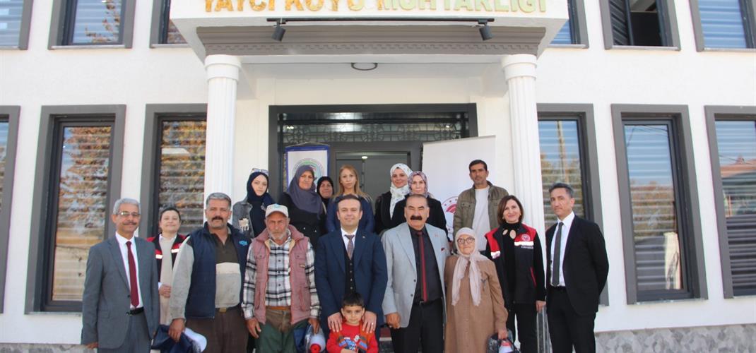 SÜT SIĞIRCILIĞINDA SAĞIM HİJYENİ VE SANİTASYON EĞİTİMİNİ TAMAMLAYAN KURSİYERLERE BELGELERİ VERİLDİ